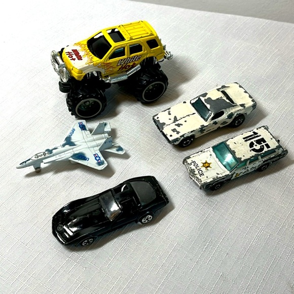 Vintage toy cars, truck, plane. Yatming Ford LTD Police Station Wagon - Picture 1 of 2